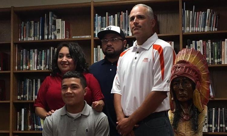 Mendoza Commits to Suns Baseball