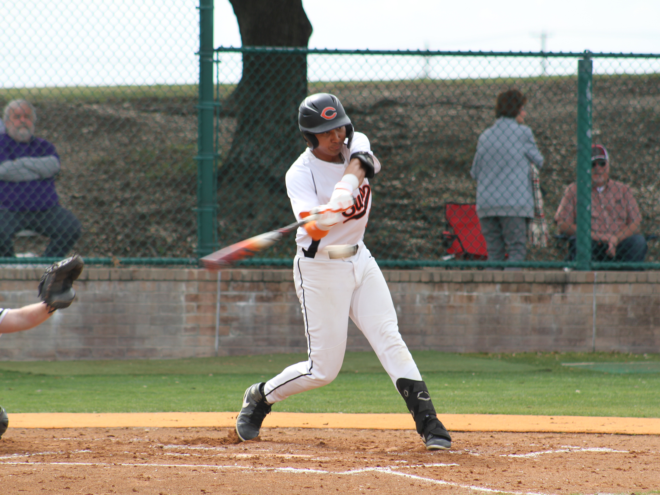 Cedar Valley Walks Off No. 6 Richland for 30th Win