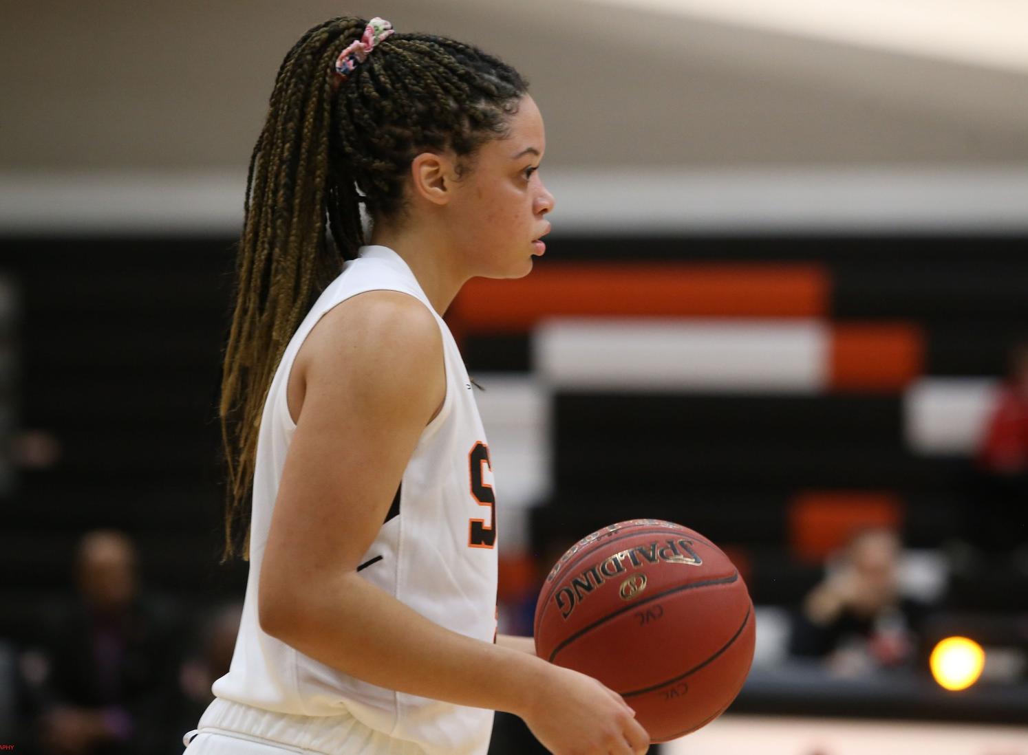 Triple-Double from Mosley Leads Women's Basketball Past Richland, 93-49