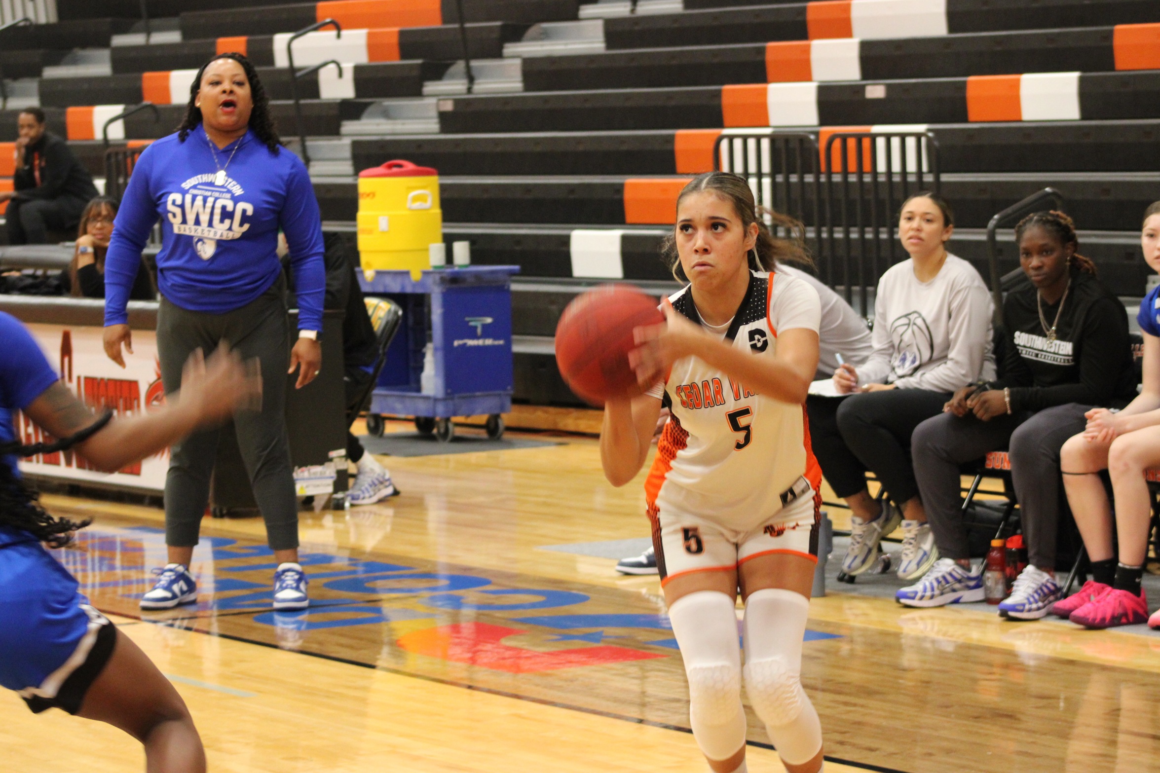 Suns Shine in DAC Opener