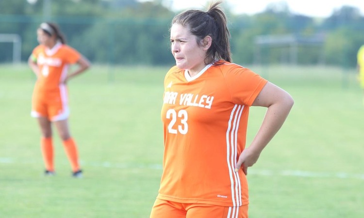Lady Suns Defeated by Richland, 7-0