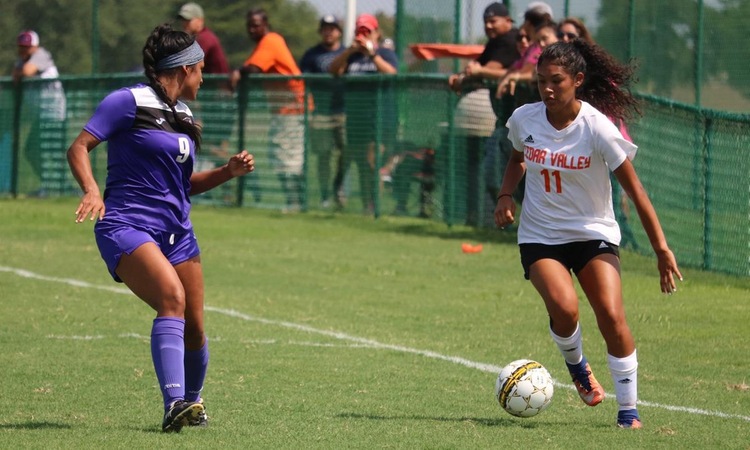 Women's Soccer Battles North Lake on Friday